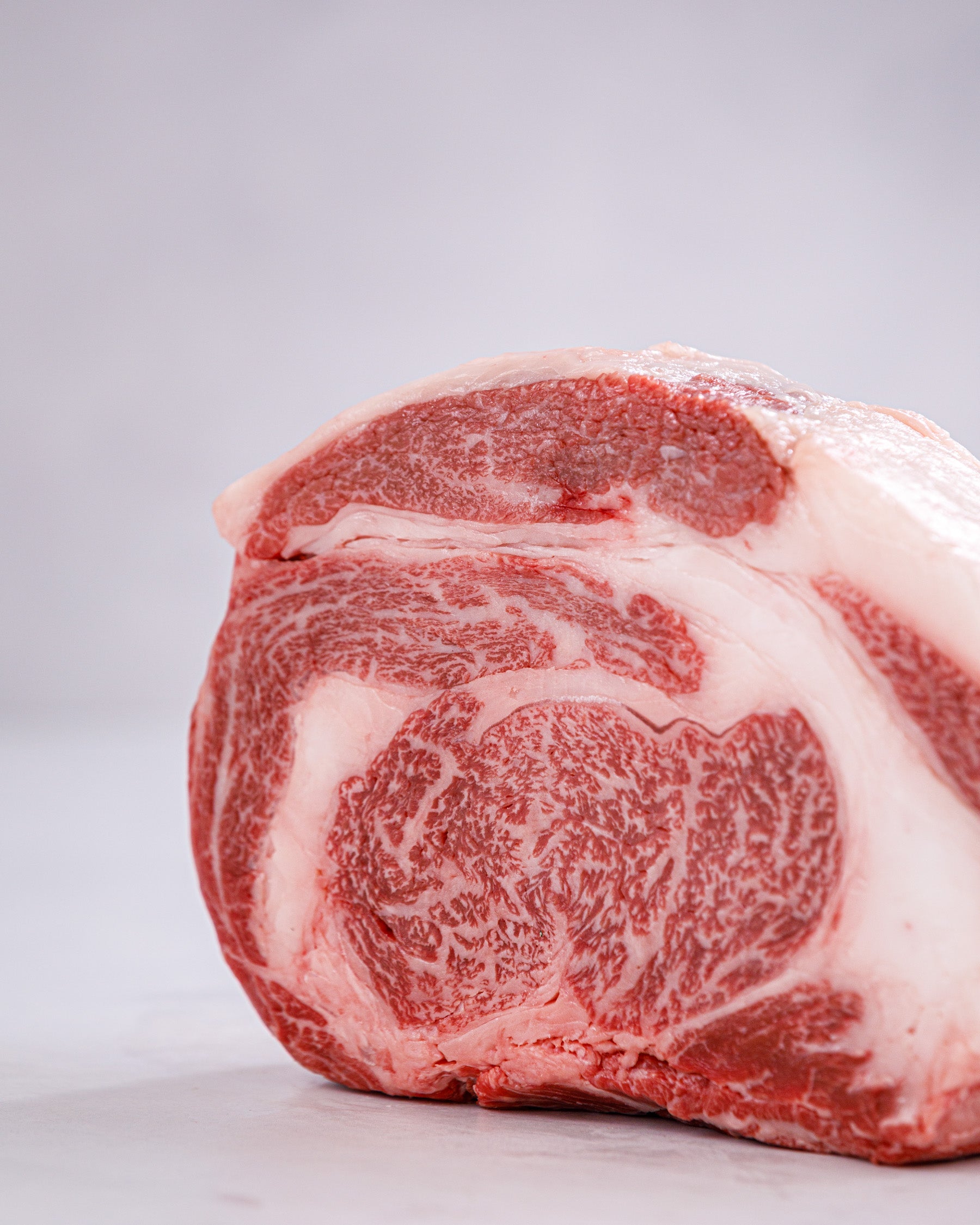 ARF Select 国産飼料100%で育てられた山形牛 ロース 2kg