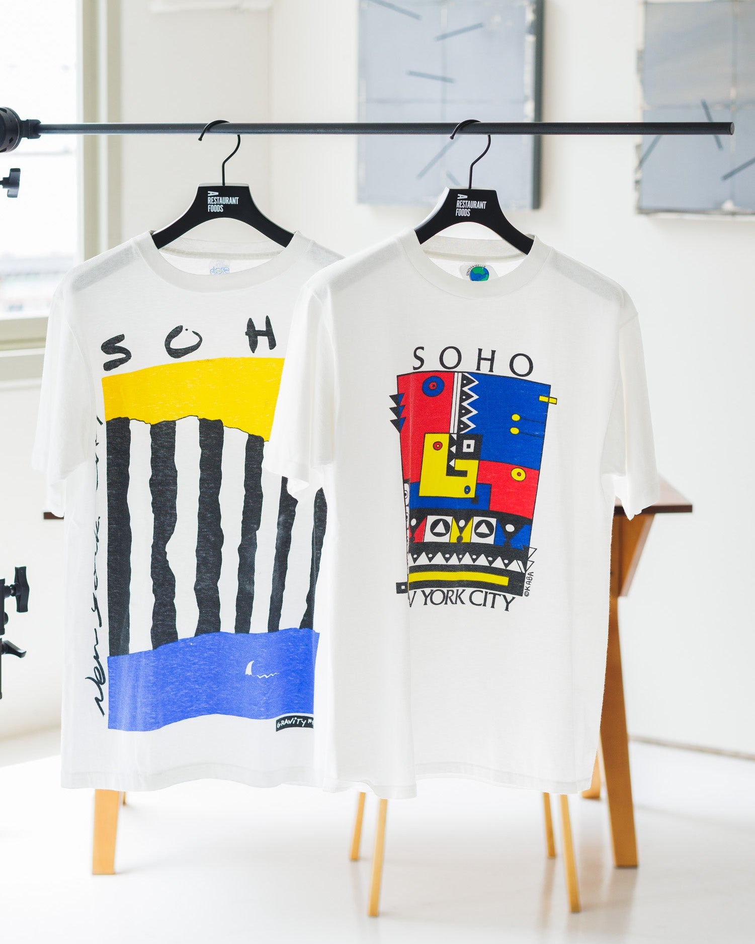 90年代 ヴィンテージ ソーホー GRAVITY GRAPHICS アートプリント Tシャツ