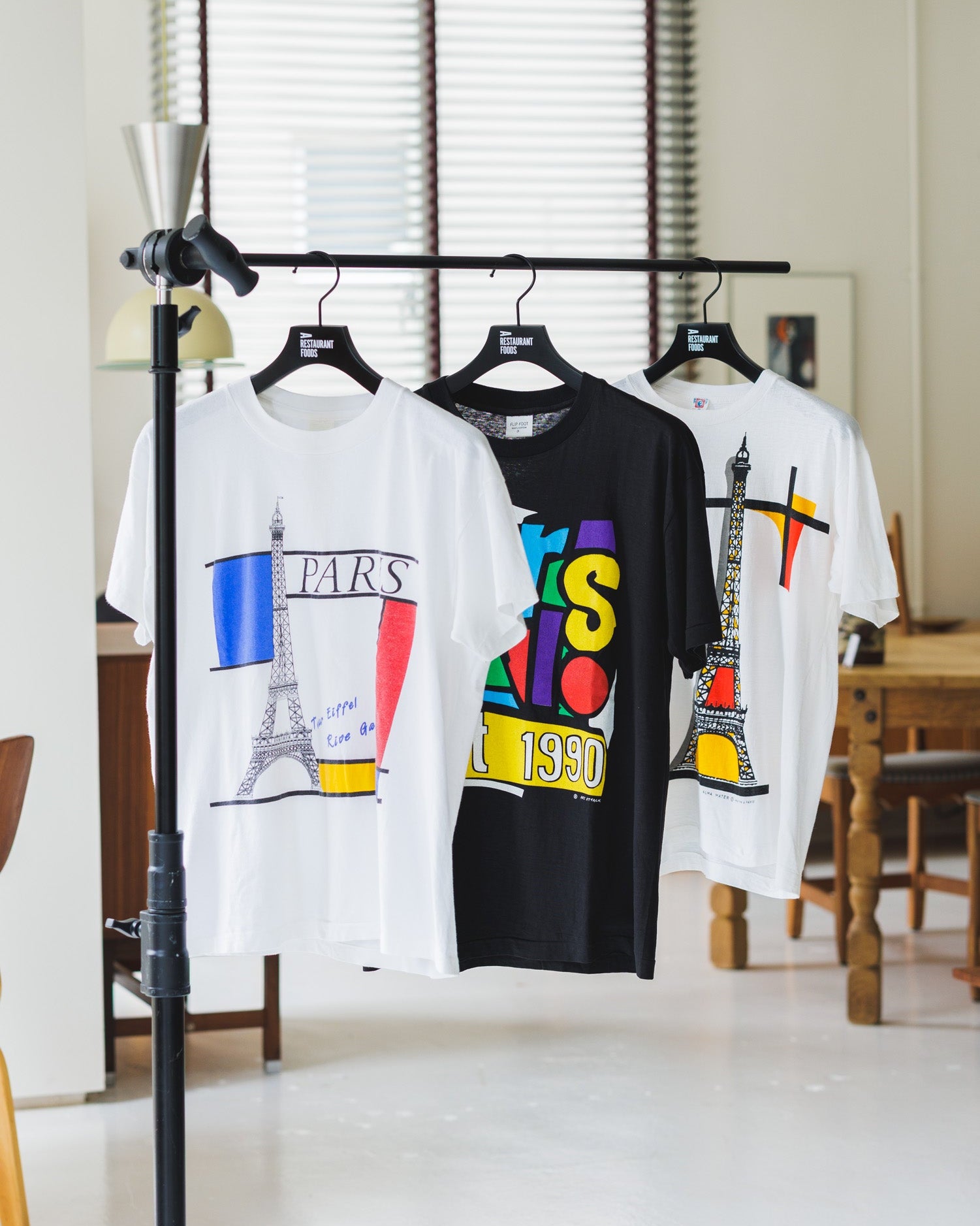 90年代 ヴィンテージ アルマ・マーテル エッフェル塔 アートグラフィックTシャツ