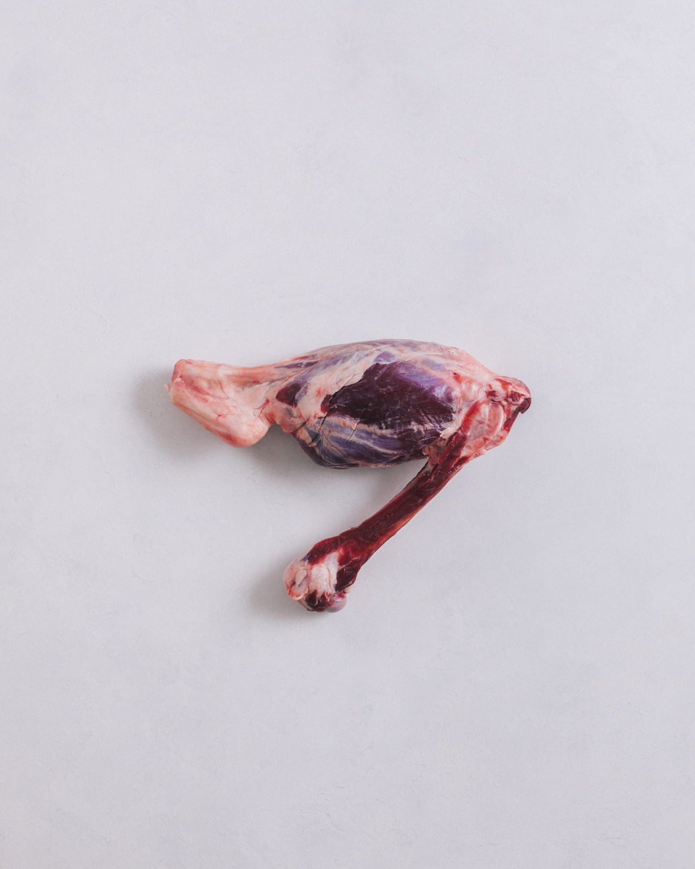 長崎県対馬 猪 トモサンカク・スネ付骨 1.5~2kg 冷凍