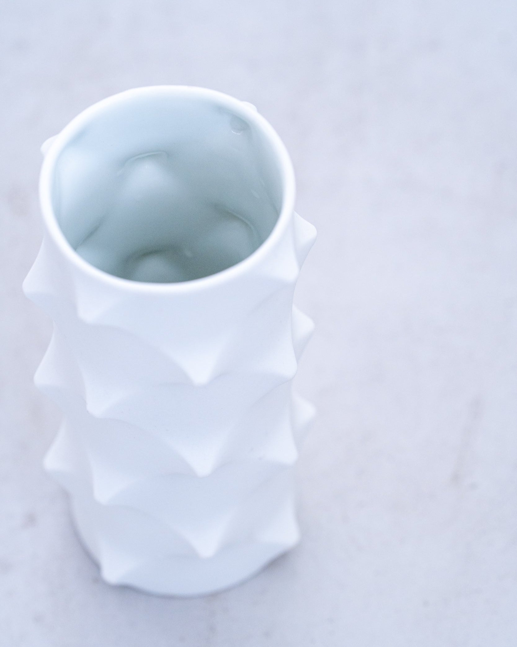 ヴィンテージフラワーベース(white A)