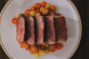 サーロインステーキ　フレッシュトマト添え