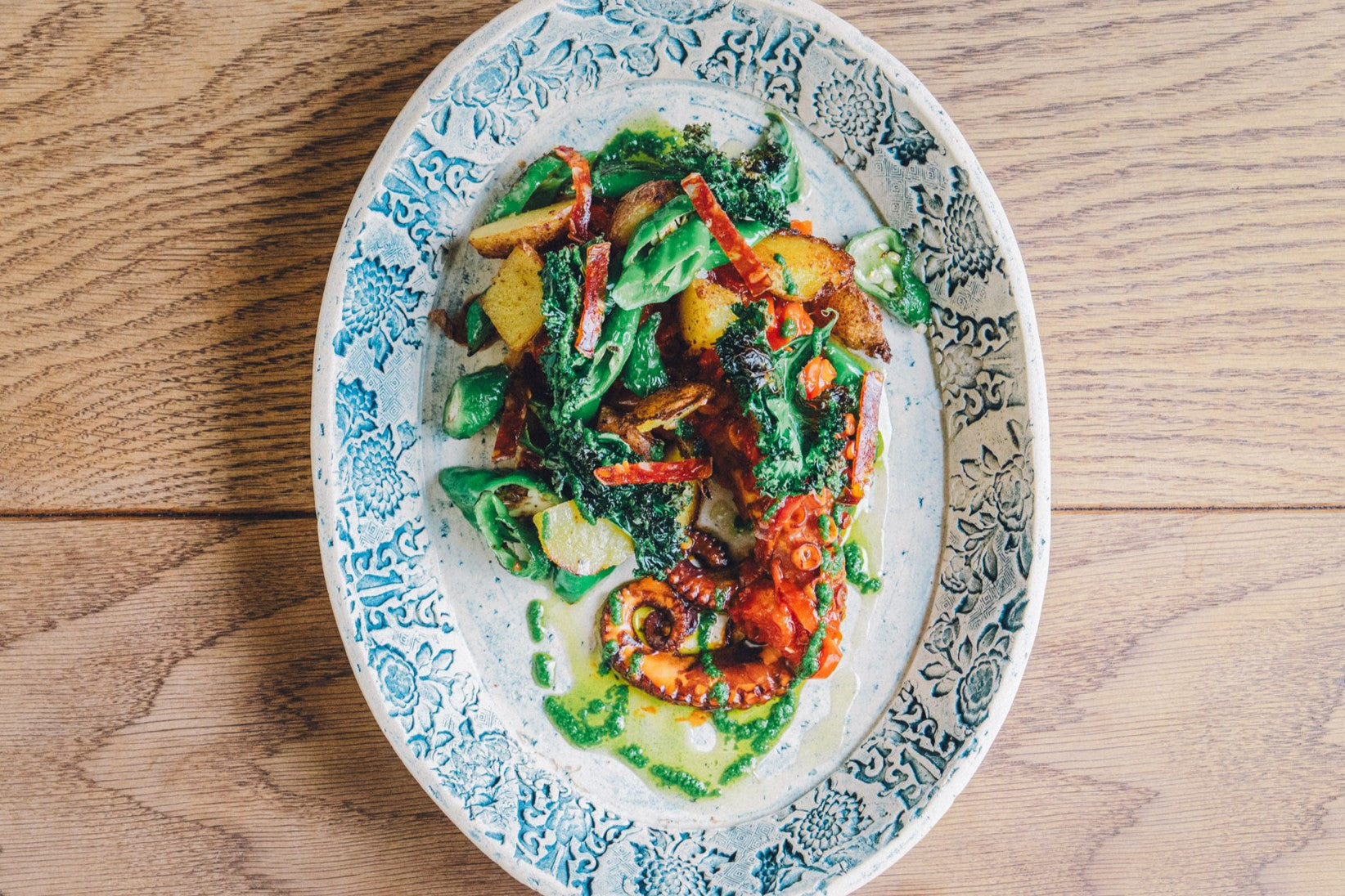 蛸のパプリカ煮込み　バスク風