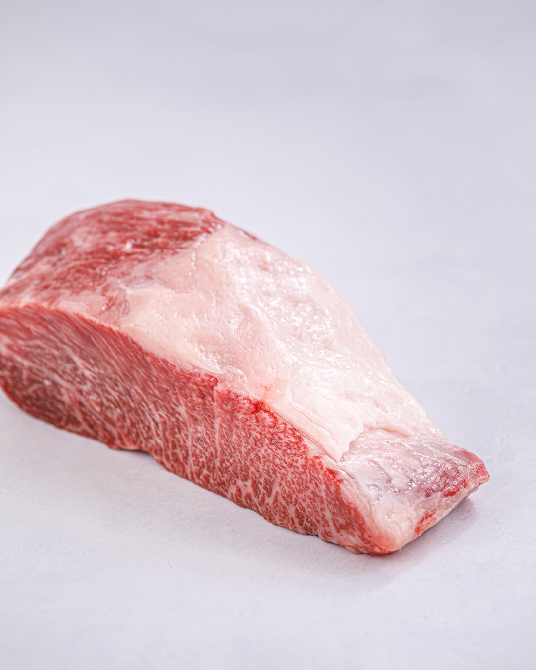 国産飼料100%で育てられた山形プレミアム牛「和の奏」 イチボ 1kg