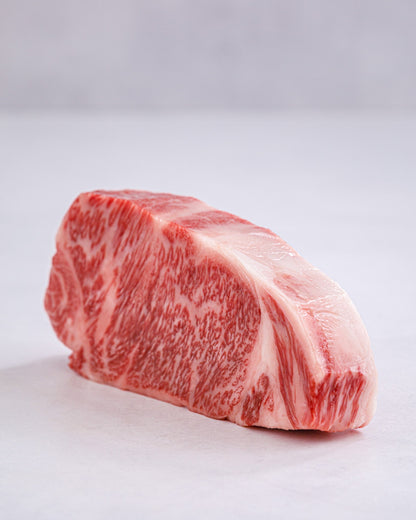 国産飼料100%で育てられた山形プレミアム牛「和の奏」 サーロイン　1kg