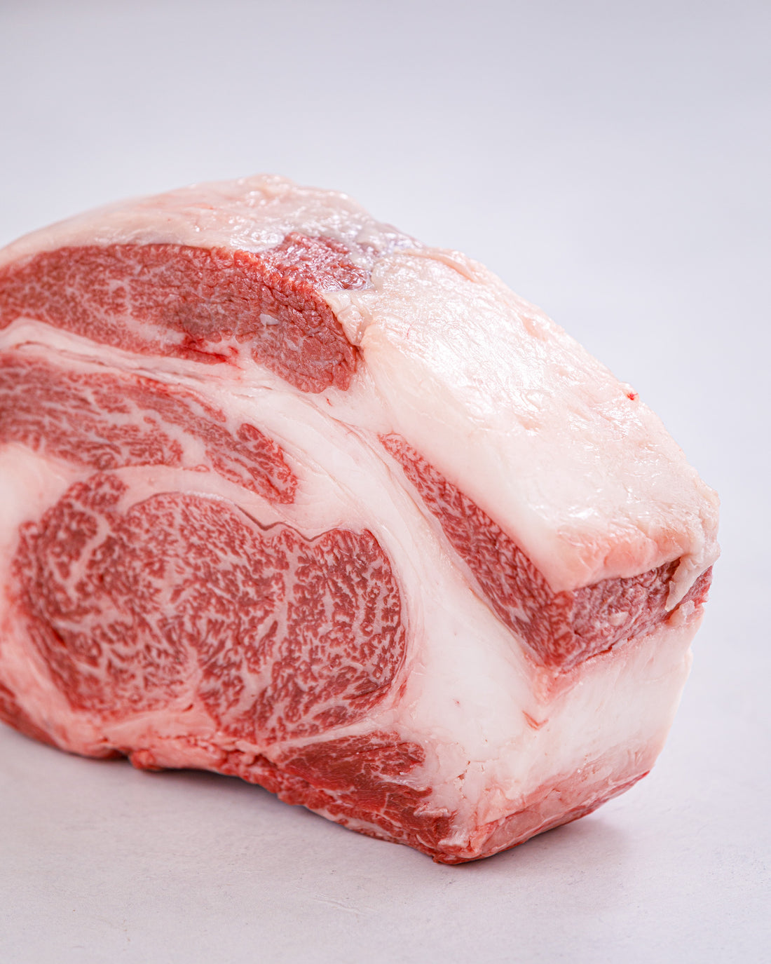 ARF Select 国産飼料100%で育てられた山形牛 ロース 2kg