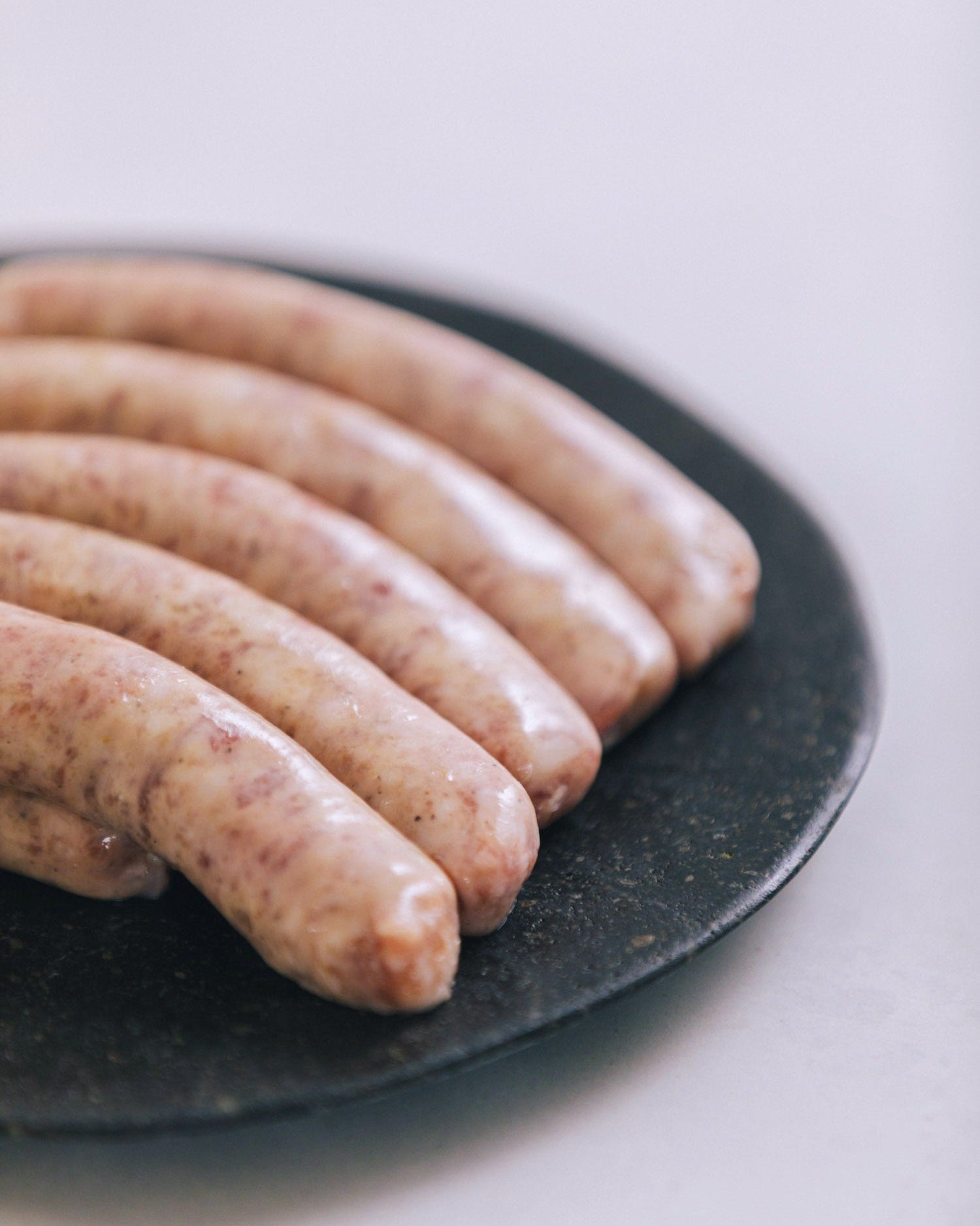 山形県高畠町　生ソーセージ（無着色・保存料・結着剤・アミノ酸不使用／無塩せき）　6pc　冷凍