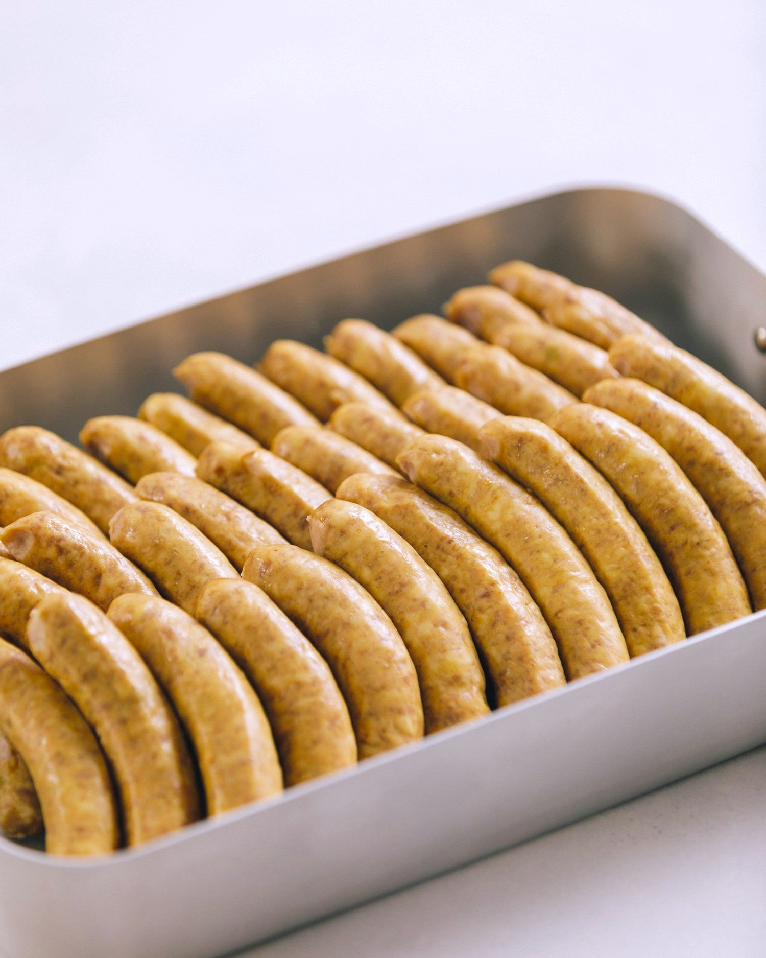 山形県高畠町　あらびきウインナー（無着色・保存料・結着剤・アミノ酸不使用／無塩せき）　1kg　冷凍