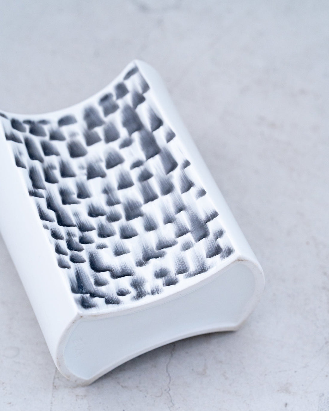 ヴィンテージフラワーベース（multi A）