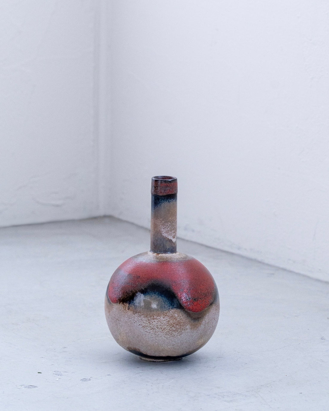 ヴィンテージフラワーベース（multi B）