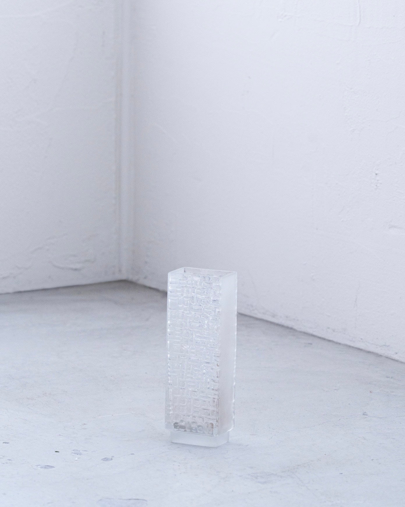 ヴィンテージフラワーベース（glass E）