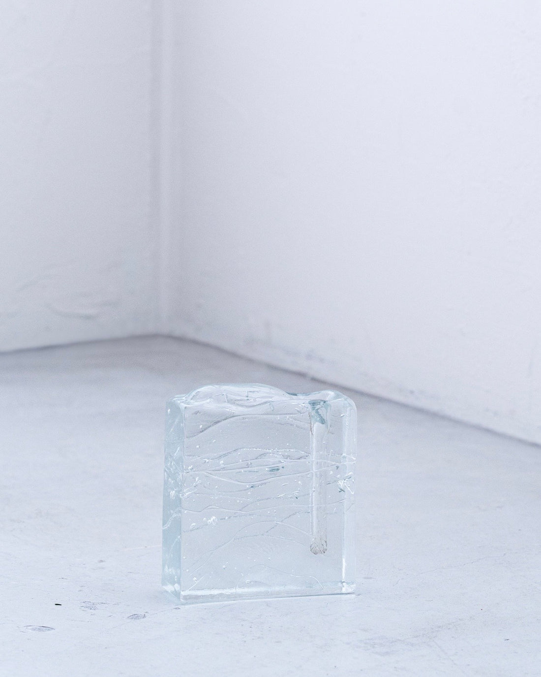 ヴィンテージフラワーベース（glass B）