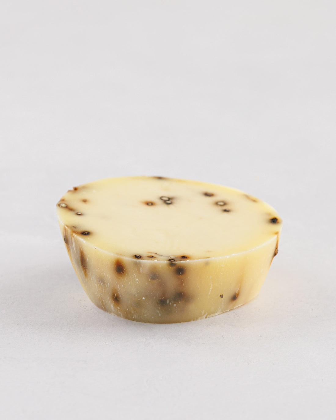 北海道興部町 チーズ カチョ・ペペ 1/2（350g）